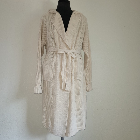 A.PEACH Cream Ribbed Knit Tie At Waist & Hood Cardigan Size Medium W/ Pockets - Picture 1 of 11